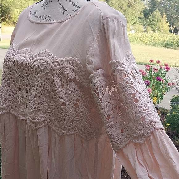 BLUSH JESSICA SIMPSON CROCHET LACE TRIM DRESSY BLOUSE/ S/P - Picture 6 of 7